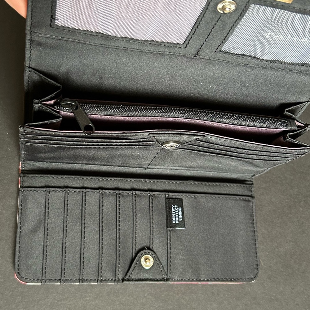 TAHARI Pink Floral Wallet - Picture 3 of 5